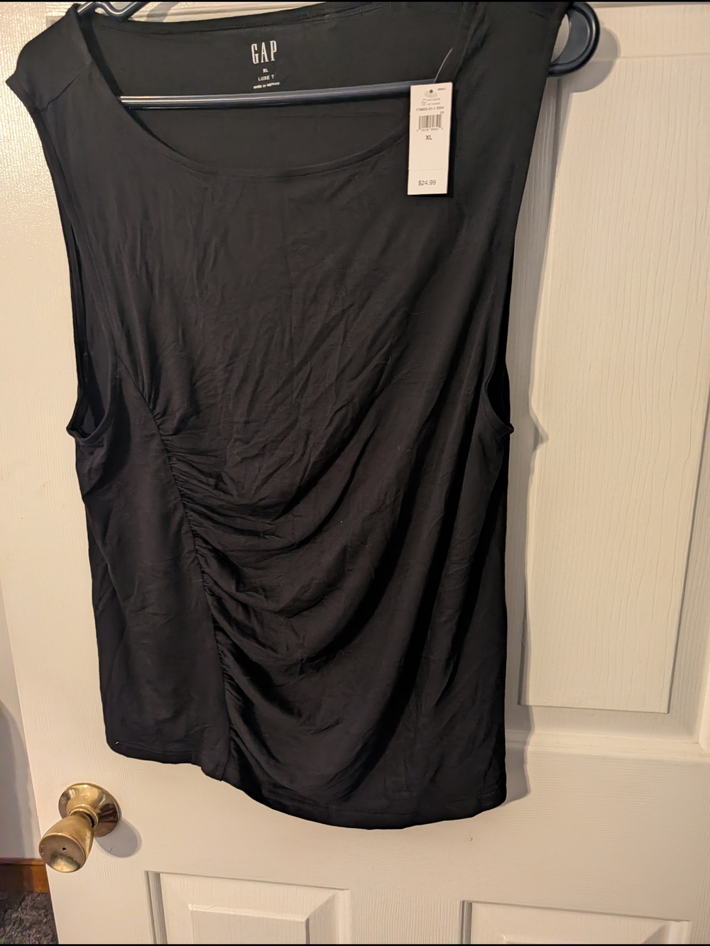 GAP Black Sleeveless Ruched Front Tank